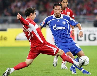 而他的未婚 而他的未婚